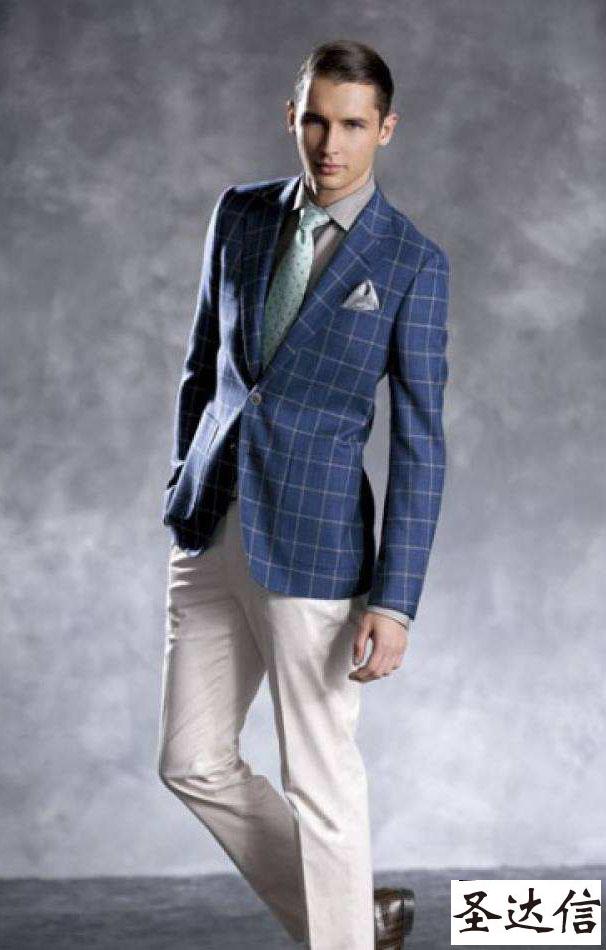 定做西裝需要量體什么數(shù)據(jù)？怎樣保養(yǎng)？