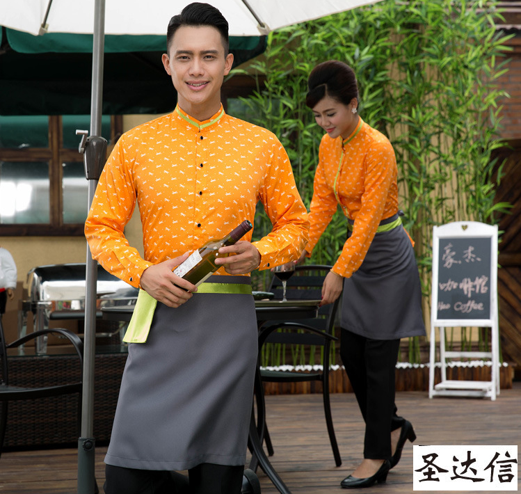 選購(gòu)工作服的小知識(shí)和注意事項(xiàng)